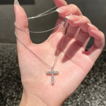 Pt950 Platinum Fashion Cross Lab‑Grown Diamond Pendant Unisex Cross Necklace Jewelry for Men Women