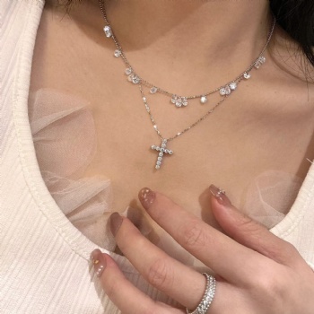 Pt950 Platinum Fashion Cross Lab‑Grown Diamond Pendant Unisex Cross Necklace Jewelry for Men Women