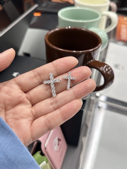 Pt950 Platinum Fashion Cross Lab‑Grown Diamond Pendant Unisex Cross Necklace Jewelry for Men Women